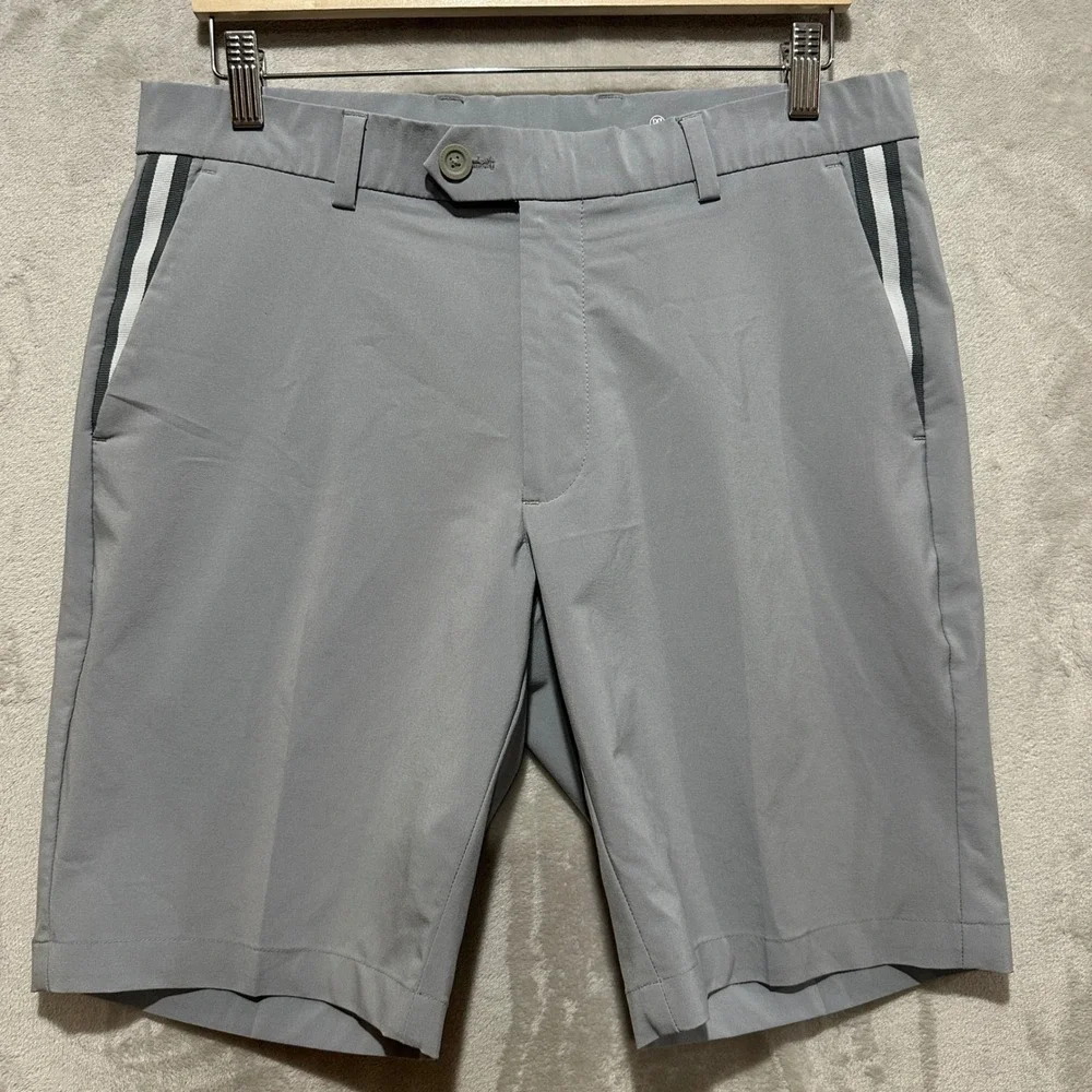 G/FORE Mens Golf Shorts Gray Striped Pocket Accents Size 32 Performance Tech
